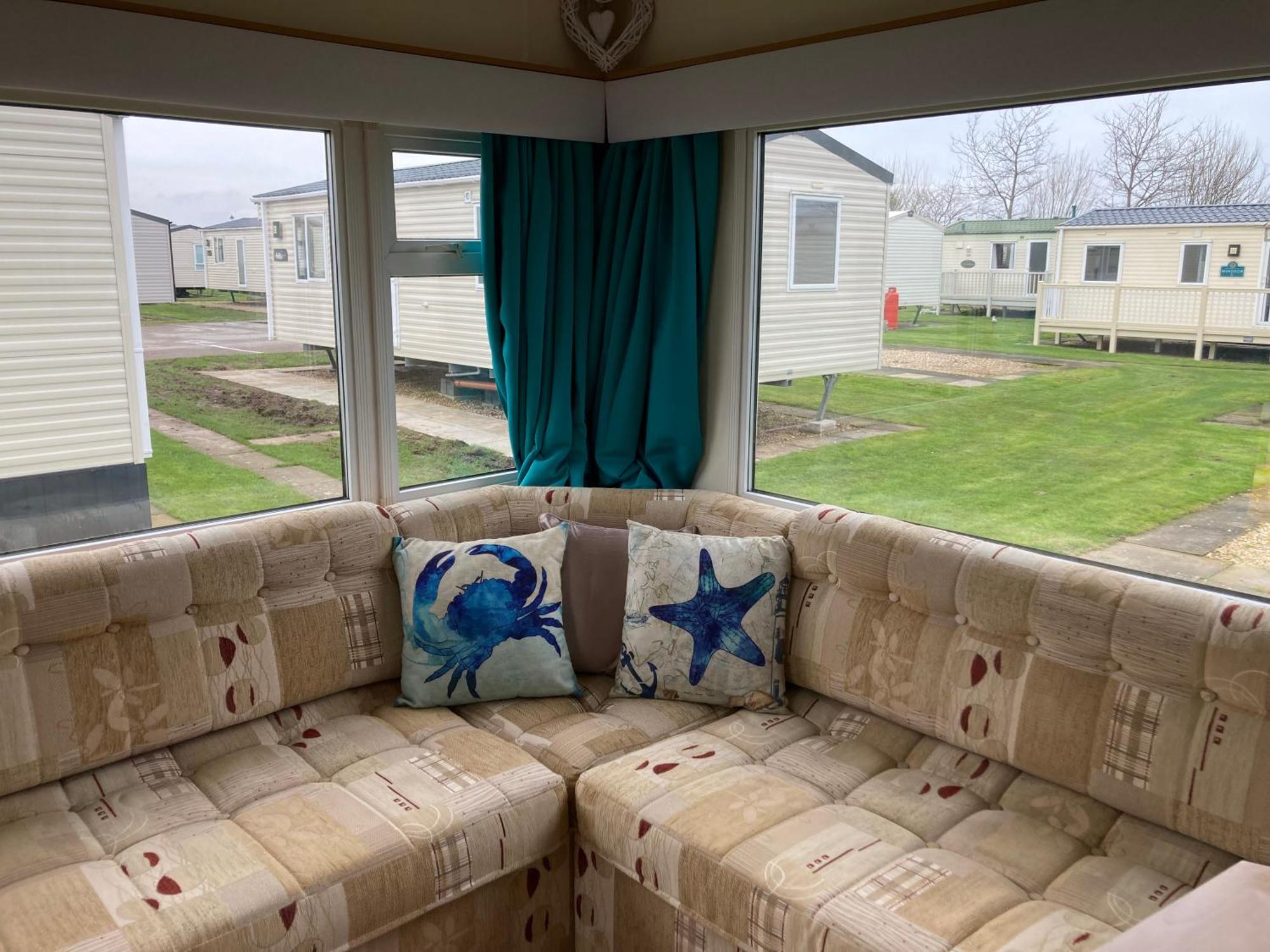 Pet Friendly Holiday Home On Golden Palm Skegness Bagian luar foto