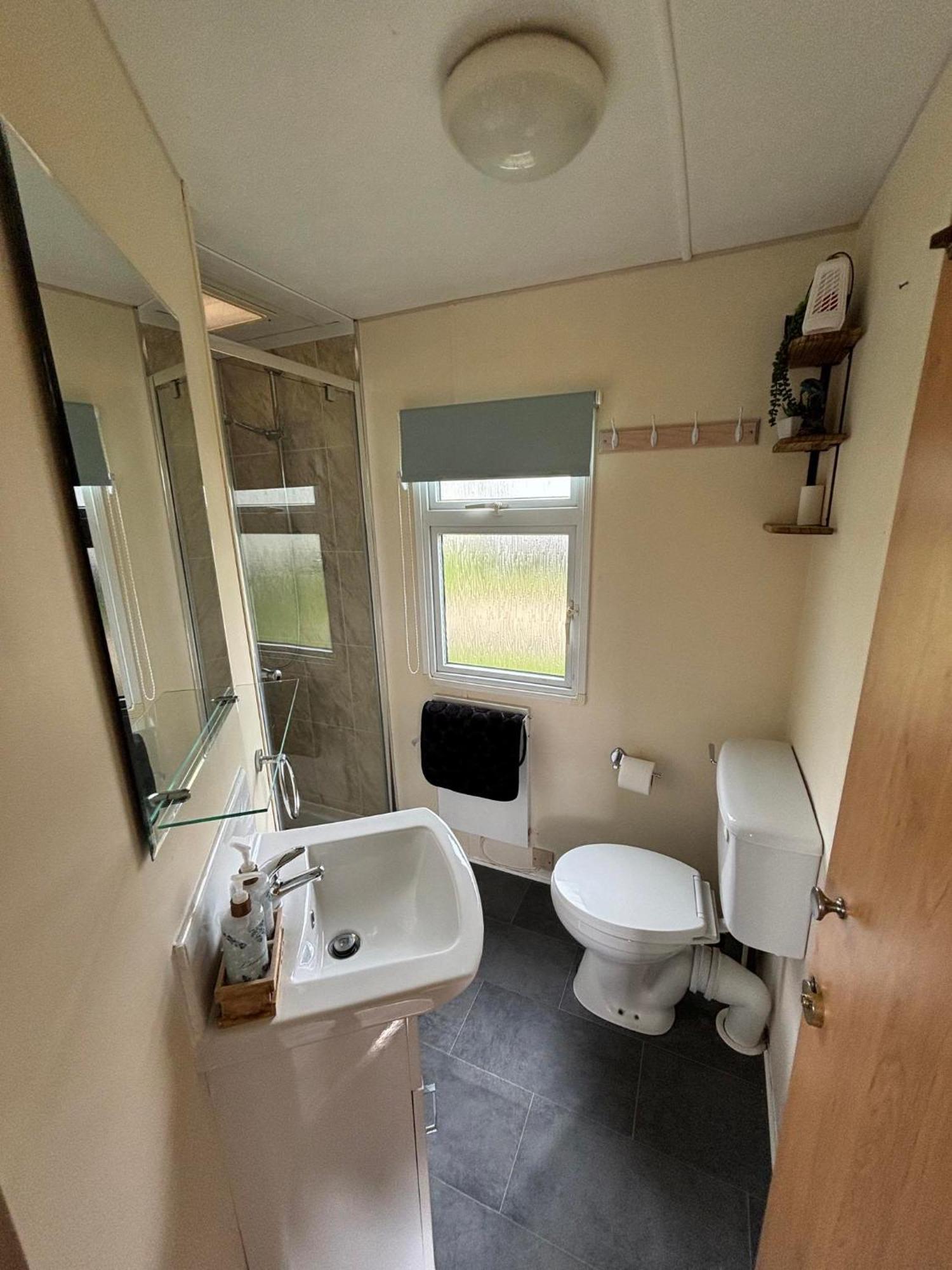 Pet Friendly Holiday Home On Golden Palm Skegness Bagian luar foto